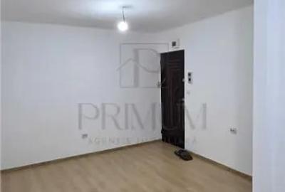 Garsonieră decomandată în Aradului