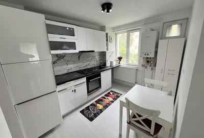 Apartament cu 2 camere decomandat în Central - 2