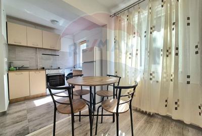 Apartament cu 1 camere semidecomandat, mobilat în Central