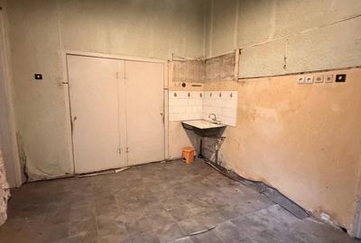 Casă cu 4 camere cu Teren 1412 Mp în Ultracentral