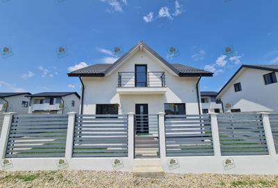 Casă individuală cu 4 camere cu Teren 410 Mp în Berceni - 1