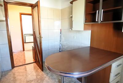 Republicii-stradal-apartament 3 camere decomandate-67.000 Euro - 7