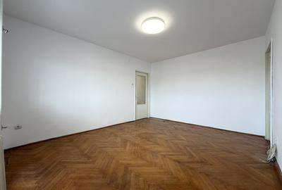 Apartament cu 3 camere semidecomandat în Punctele Cardinale - 3