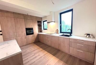 Duplex cu 6 camere cu Canalizare în Moșnița Nouă - 2