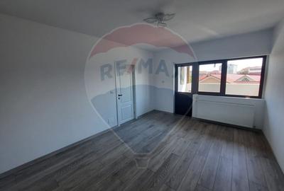 Apartament cu 3 camere NOU(cel mai mic pret/mp + parcare gratuita) - 4