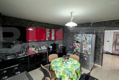 Casă cu 4 camere cu Teren 168 Mp în Central - 8