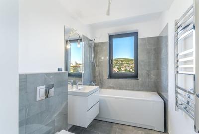 Apartament cu 3 dormitoare, Living + Bucatarie 2 bai, 2 terase! - 3