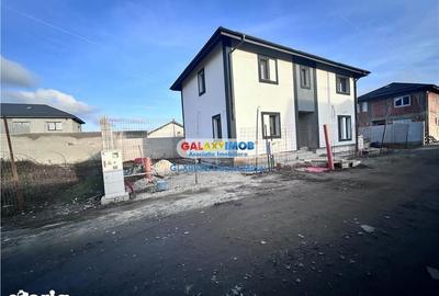 Casă cu 4 camere cu Teren 300 Mp în Central