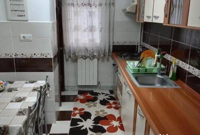 Apartament cu 3 camere decomandat în Central - 4