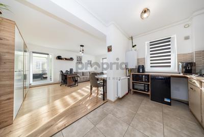 Apartament cu 2 camere, mobilat în Tractorul - 10