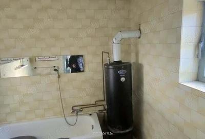 Vand sau schimb casa in Checea - 3