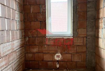 Casă cu 4 camere în Cristeștii Ciceului - 6