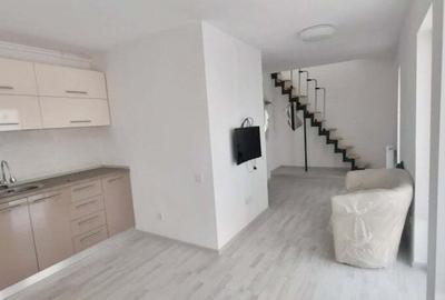 Apartament cu 3 camere decomandat în Titan - 9