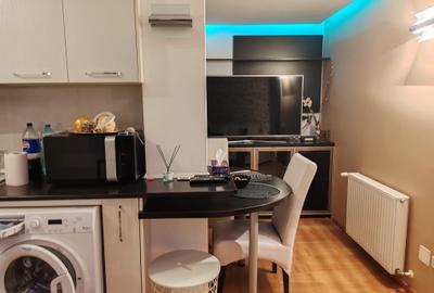 Apartament cu 2 camere semidecomandat în Vitan-Bârzești