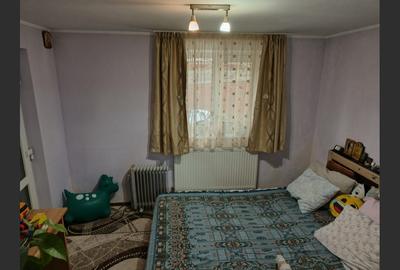 Casă de vânzare în Vaslui – confort și eficiență - 12