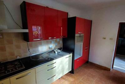 Casă cu 3 camere cu Teren 300 Mp în Păulești - 13