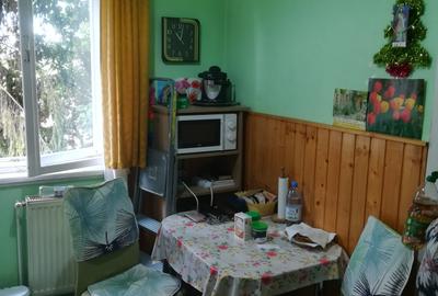 Vand in 7 Noiembrie ap.2 camere, et.1, nedecomandat - 6