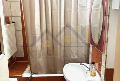 Apartament cu 3 camere semidecomandat în Micro 3 - 9