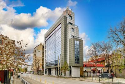 Spațiu de inchiriat pentru birouri in cladirea Dacia Business Center - Moșilor - 13