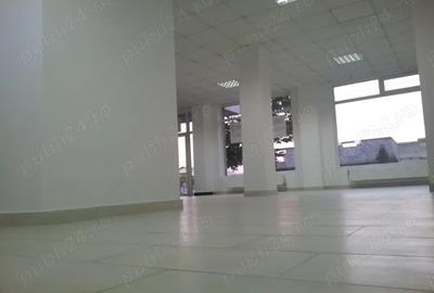 Spațiu comercial, de 200 mp, în Central - 2