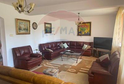 DE VANZARE Vila de vacanta in Pucioasa /Dambovita - 19