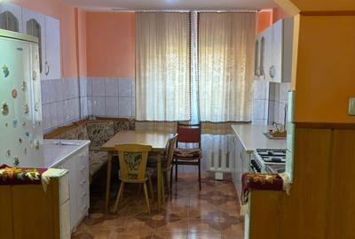 Apartament cu 2 camere decomandat în Central - 3