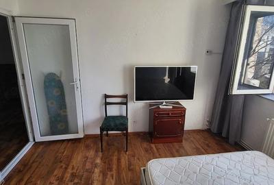 Apartament cu 2 camere decomandat, mobilat în Tomis Nord