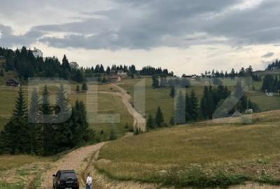 Teren de 22178 mp, în Central - 4