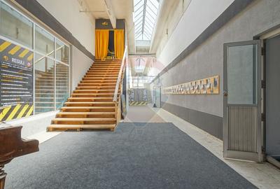 Spatiu comercial de 2,491mp de vanzare in zona Bartolomeu - 16