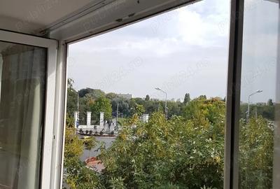 Apartament cu 2 camere decomandat în Baba Novac