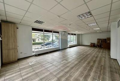 Spațiu comercial, de 220 mp, în Central