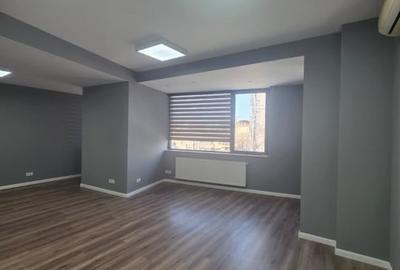 Spațiu comercial, de 36 mp, în Delfinariu - 1