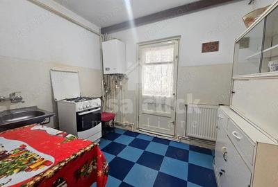 Apartament cu 3 camere decomandat în Central - 6
