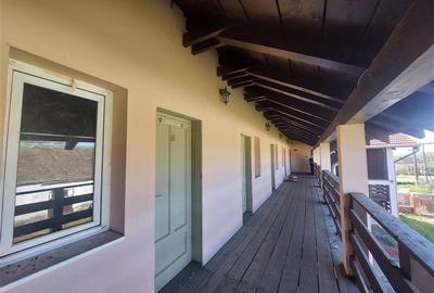 Casă individuală cu 14 camere cu Canalizare în Pișchia - 12