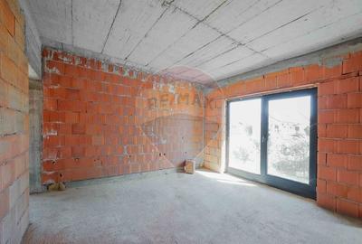 Casă cu 7 camere cu Canalizare în Central - 14