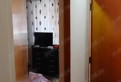 Apartament cu 3 camere semidecomandat în Trivale - 4