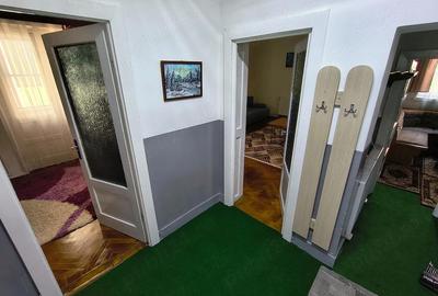 Apartament cu 2 camere decomandat în Central - 2