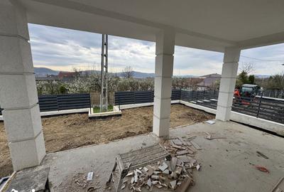 Casă cu 3 camere cu Teren 420 Mp în Central - 12