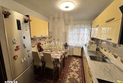 Apartament cu 3 camere semidecomandat, mobilat în Traian - 12