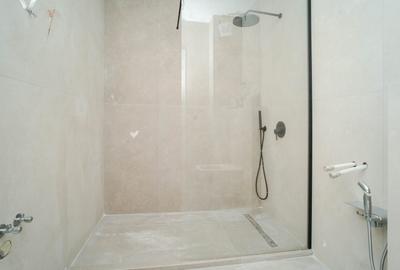 Apartament cu 3 camere decomandat în Copou - 6