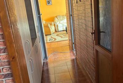 Apartament cu 3 camere decomandat în Central - 2