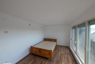 Casă cu 4 camere cu Teren 1300 Mp în Aluniș - 1