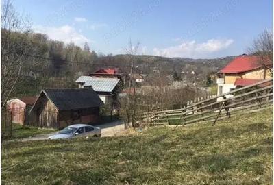 Teren de 2380 mp, în Central - 1