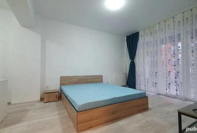 Apartament cu 2 camere decomandat în Tractorul - 2