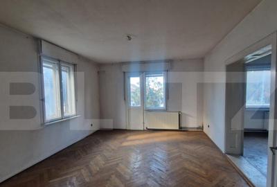 Casă cu 6 camere cu Canalizare în Aurel Vlaicu - 8