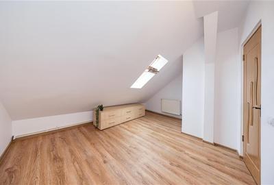 Apartament cu 2 camere nedecomandat, mobilat în 13 Decembrie - 8