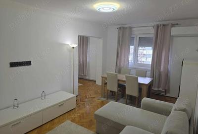 Apartament cu 3 camere decomandat în Central - 2
