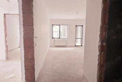 Apartament cu 3 camere decomandat în Seaca - 15