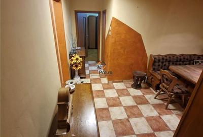 Apartament cu 4 camere decomandat în Circumvalațiunii - 18