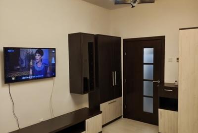 Apartament cu 2 camere decomandat, mobilat în Tractorul - 1